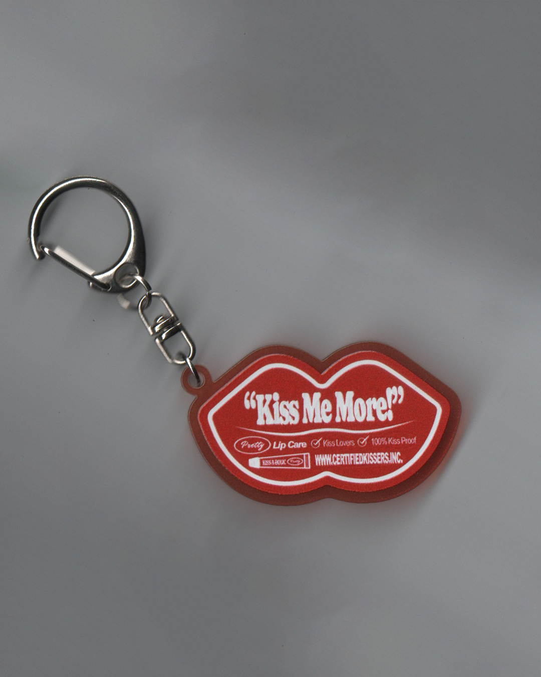 Kiss me more! Keychain
